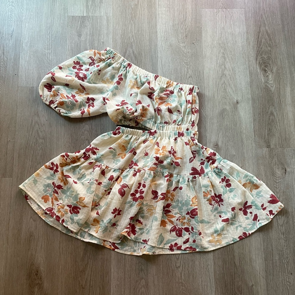 moon river floral print one shoulder side cut-out shirred mini dress size small
